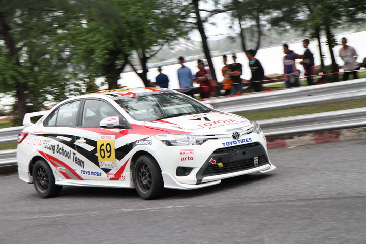 Toyota Motorsport@Phuket_024_resize_resize
